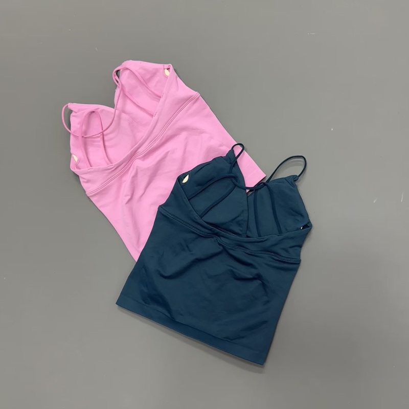 เสื้อกล้ามกีฬาผู้หญิง ทรงเข้าร - Sports Bra High Impact บทวิจารณ์และราคา